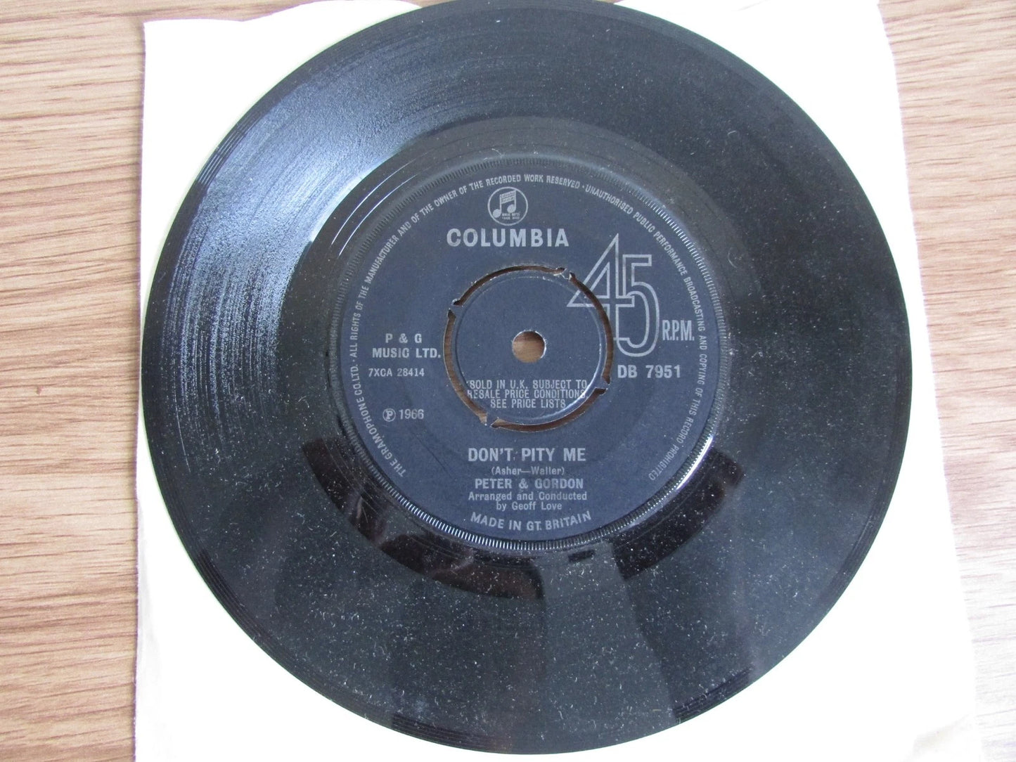 Peter & Gordon - To Show I Love You / Don`t Pity Me 1966 7" DB7951