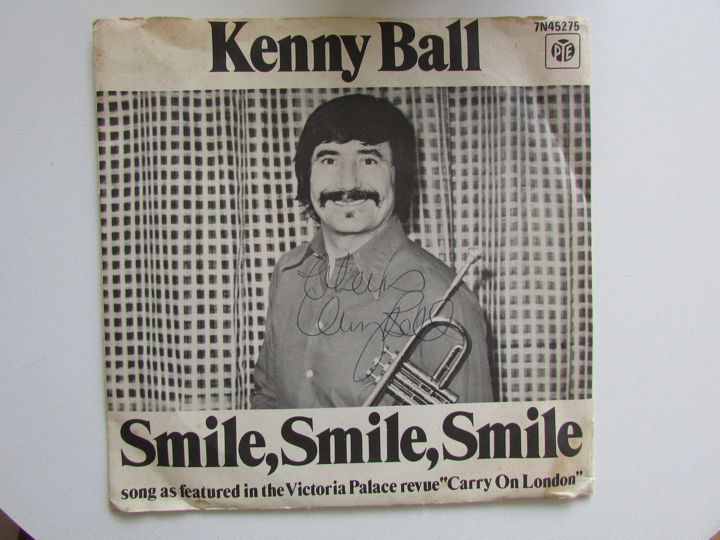 Kenny Ball – Smile, Smile, Smile 7" - Pye Records – 7N 45275 ** SIGNED ***