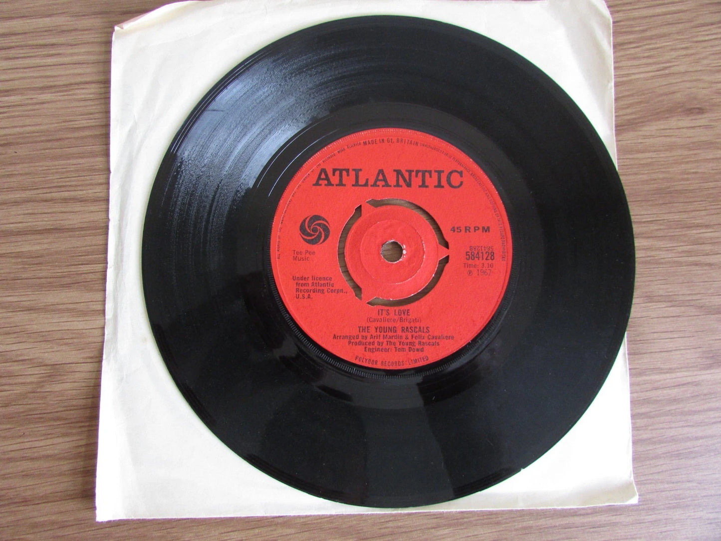 The Young Rascals - A Girl Like You / It's Love 7” 1967 Atlantic 584128