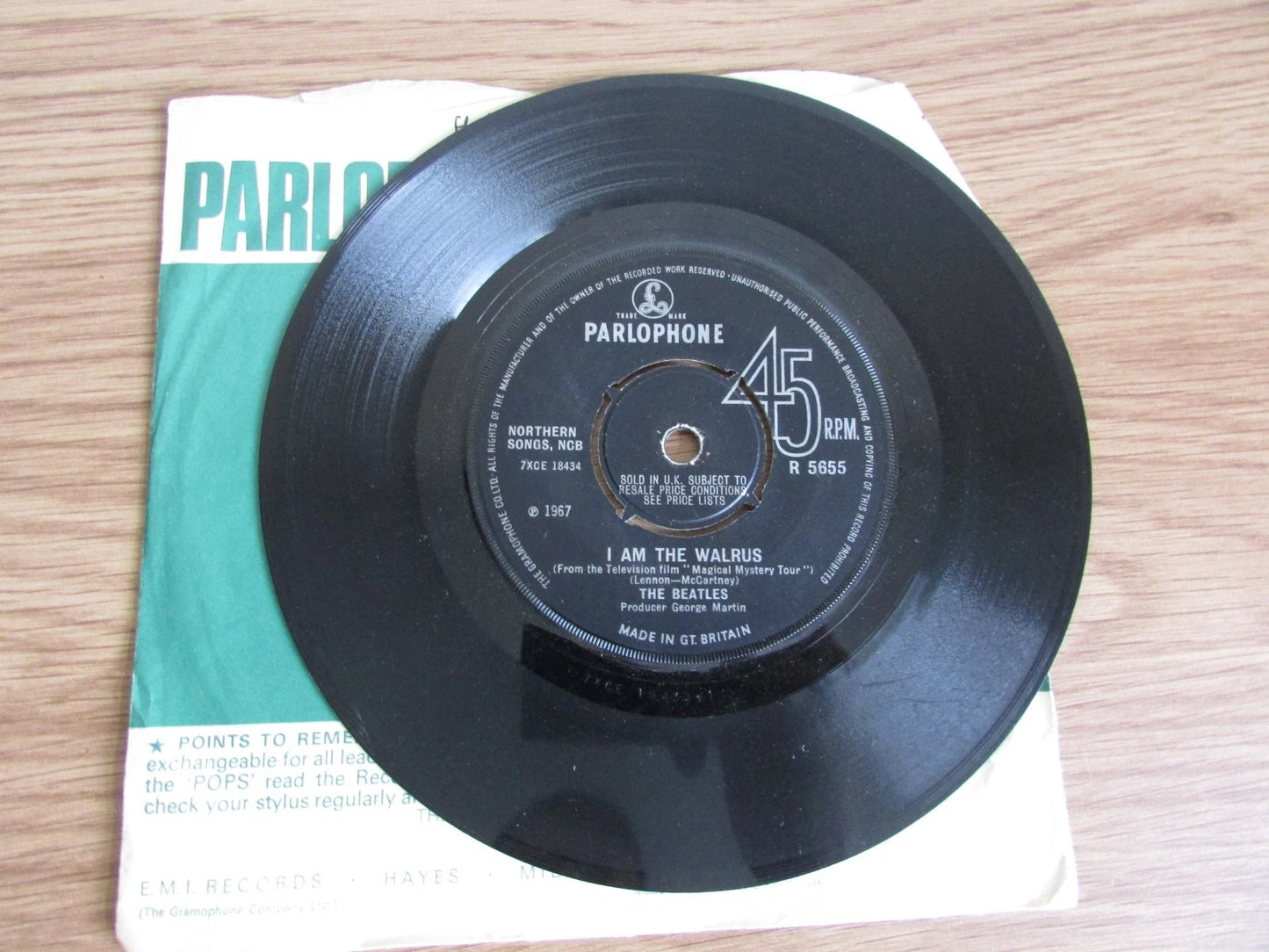 The Beatles – Hello Goodbye / I Am The Walrus 1967 7” Parlophone R5655