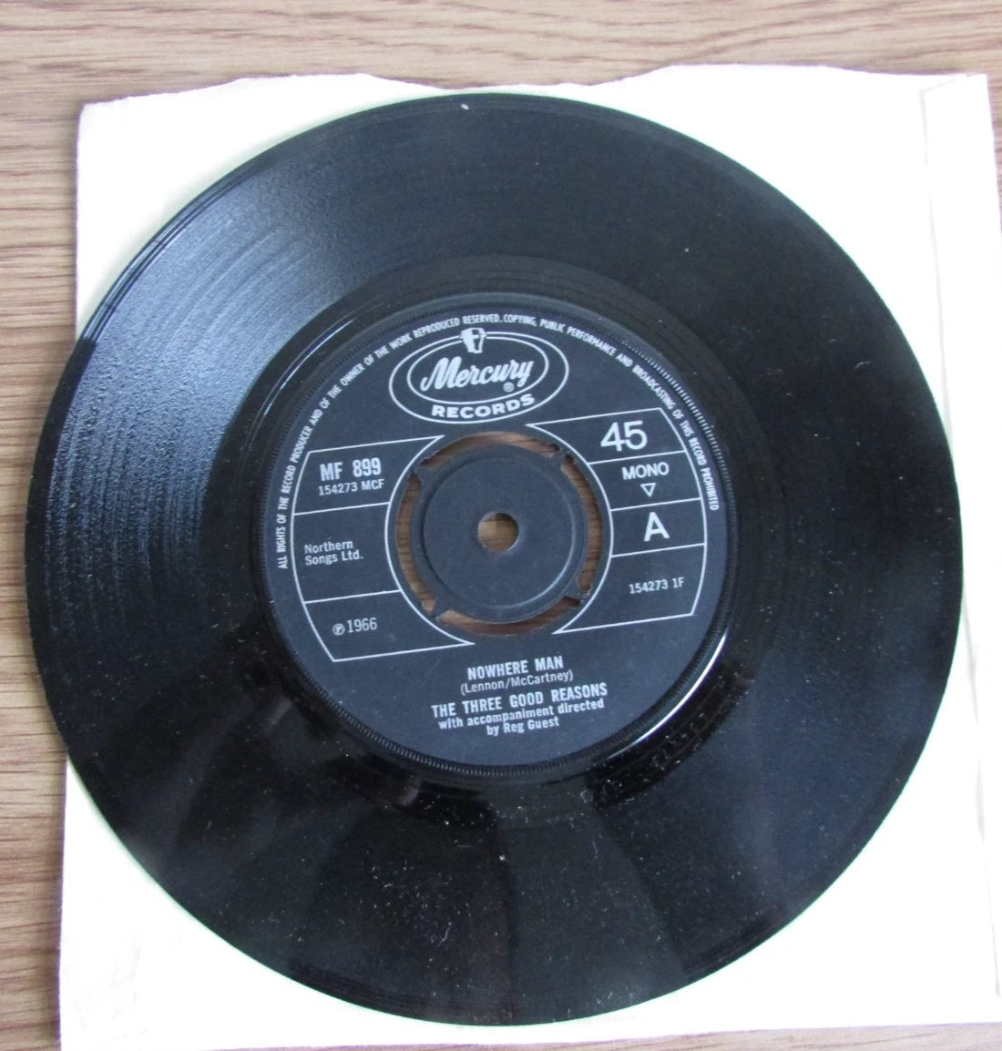 The Three Good Reasons, Nowhere Man / Wire Wheels - 1966 7" MF899
